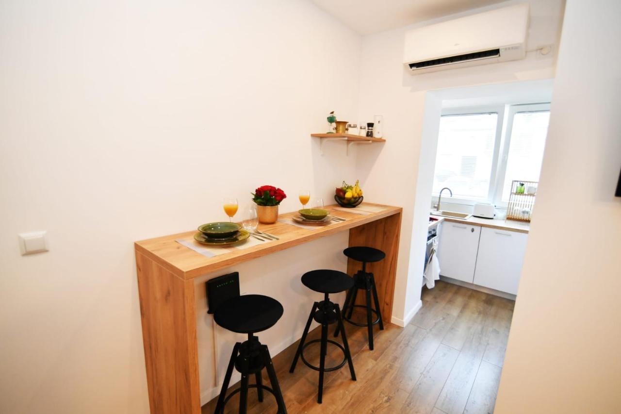 Nicole Apartment Rijeka Luaran gambar