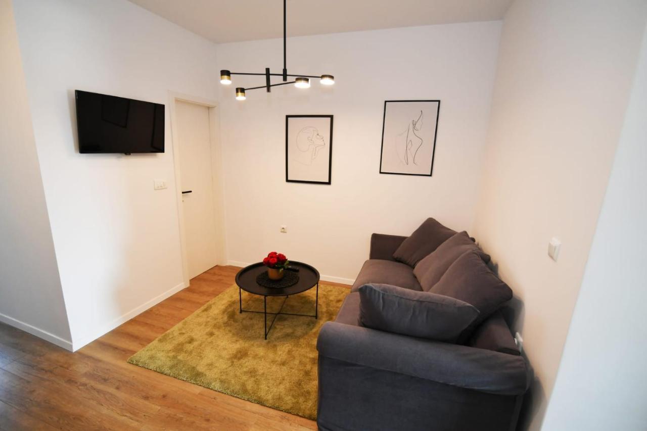 Nicole Apartment Rijeka Luaran gambar